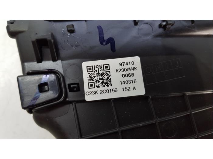 Rejilla de aire de salpicadero de un Kia Cee'd Sportswagon (JDC5) 1.6 CRDi 16V VGT 2016