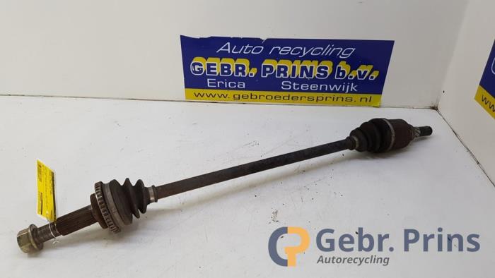 Nissan XTrail Drive shafts, rear left stock