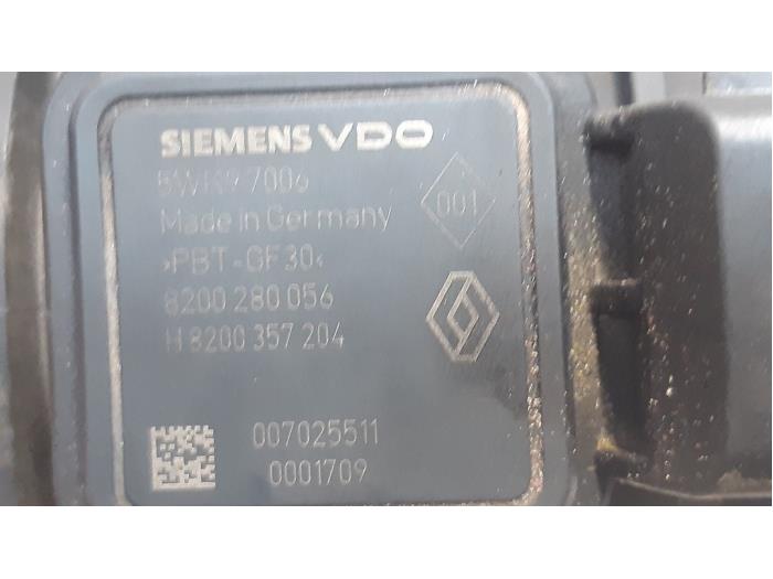 Air mass meter from a Renault Clio II Societe (SB) 1.5 dCi 68 2006