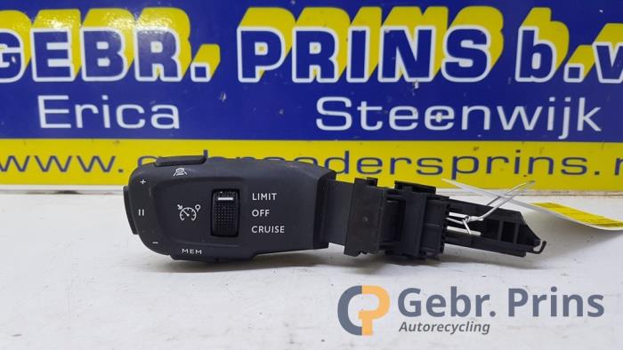 Używane Obsluga tempomatu Peugeot 508 SW (F4/FC/FJ/FR) 1.5 BlueHDi 130 Cena € 50,00 Procedura marży oferowane przez Autorec. Gebr. Prins b.v.