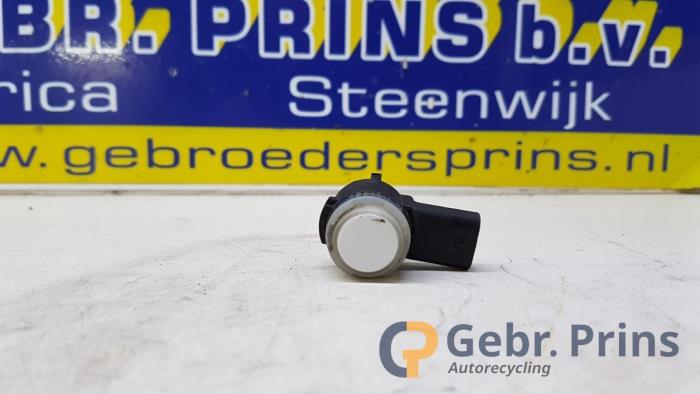 Usados Sensor PDC Peugeot 508 SW (F4/FC/FJ/FR) 1.5 BlueHDi 130 Precio € 15,00 Norma de margen ofrecido por Autorec. Gebr. Prins b.v.