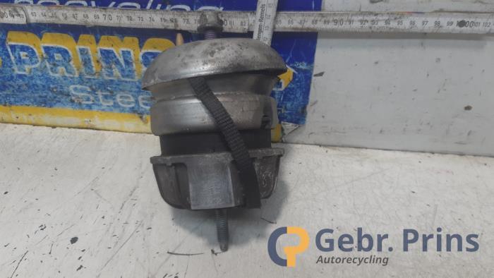 Used Engine mount Jaguar S-type (X200) 2.7 TD 24V Euro IV Price € 25,00 Margin scheme offered by Autorec. Gebr. Prins b.v.