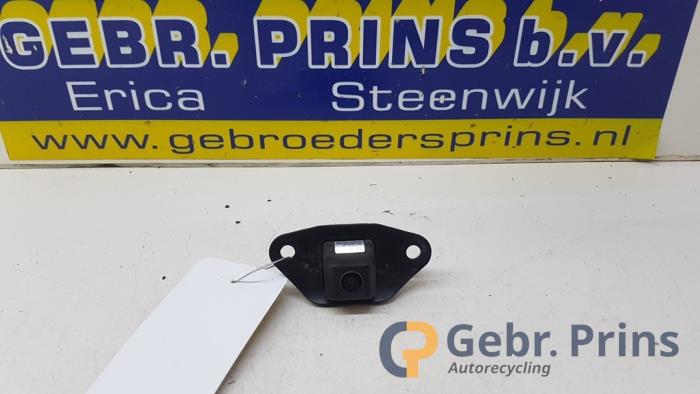Begagnade Backkamera Toyota Verso S 1.33 16V Dual VVT-I Pris € 60,00 Marginaltabell erbjuds av Autorec. Gebr. Prins b.v.