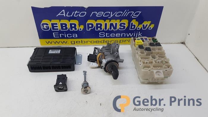 Used Ignition lock + computer Mitsubishi Space Star (A0) 1.0 12V Price € 150,00 Margin scheme offered by Autorec. Gebr. Prins b.v.