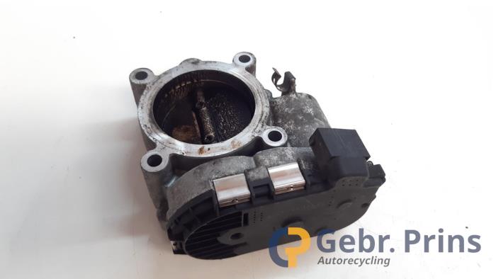 Gebrauchte Drosselklappengehäuse Mercedes A (W169) 1.5 A-150 5-Drs. Preis € 35,00 Margenregelung angeboten von Autorec. Gebr. Prins b.v.