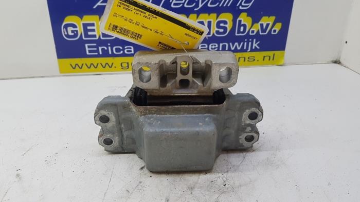 Gearbox mount from a Volkswagen Caddy IV 2.0 TDI 75 2016