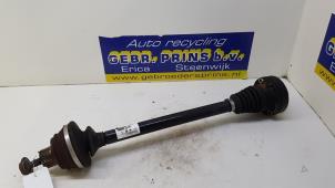 Begagnade Drivaxel, vänster bak Audi A5 Quattro (B8C/S) 3.0 TDI V6 24V Pris € 50,00 Marginaltabell erbjuds av Autorec. Gebr. Prins b.v.
