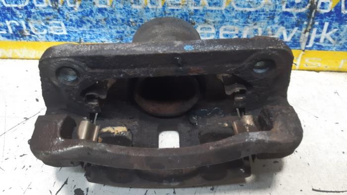 Front brake calliper, left from a Hyundai Atos 1.1 12V 2007