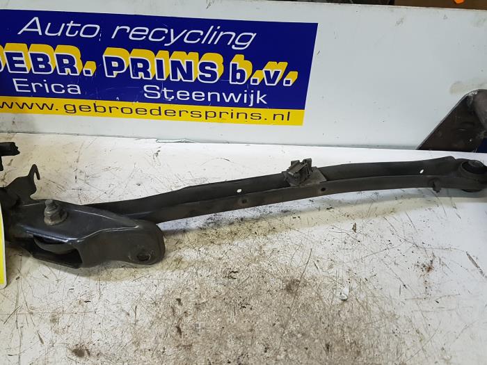 Rear torque rod, left from a Ford Mondeo III 2.5 V6 24V 2005