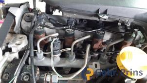 Engine from a Renault Scénic I (JA) 1.9 dCi 2003