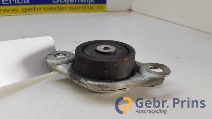Gebrauchte Motorlager Fiat 500 (312) 0.9 TwinAir 60 Preis € 25,00 Margenregelung angeboten von Autorec. Gebr. Prins b.v.