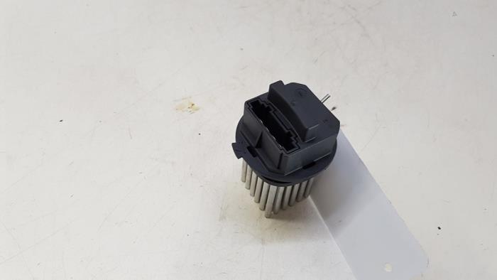 Heater resistor from a Mercedes-Benz Sprinter 3,5t (906.73) 319 CDI V6 24V 2017
