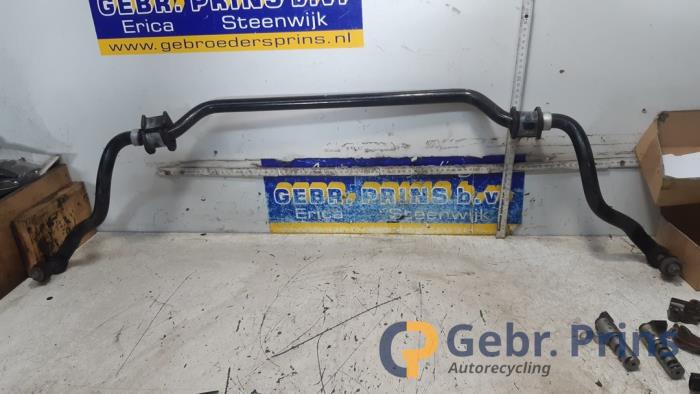 Gebrauchte Stabilisator vorne Peugeot 108 1.0 12V VVT-i Preis € 50,00 Margenregelung angeboten von Autorec. Gebr. Prins b.v.