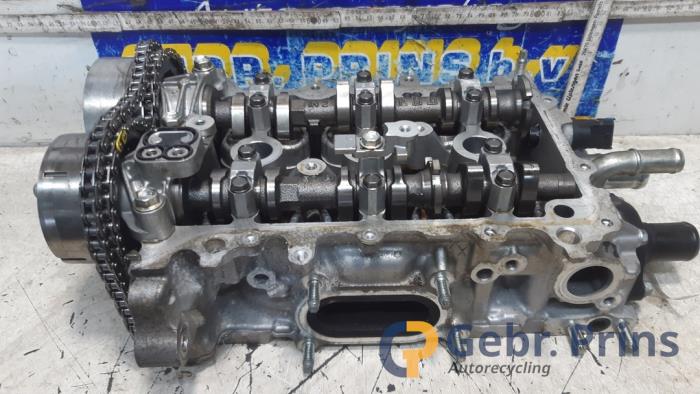 Begagnade Topplock Peugeot 108 1.0 12V VVT-i Pris € 150,00 Marginaltabell erbjuds av Autorec. Gebr. Prins b.v.