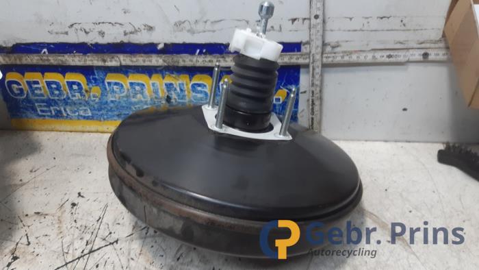 Usagé Assistant de freinage Fiat Ducato (250) 3.0 D 160 Multijet Power Prix € 48,40 Prix TTC proposé par Autorec. Gebr. Prins b.v.