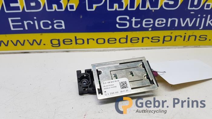 Gebrauchte Antenne (sonstige) Mercedes A Limousine (177.1) 1.3 A-180 Turbo Preis € 30,00 Margenregelung angeboten von Autorec. Gebr. Prins b.v.
