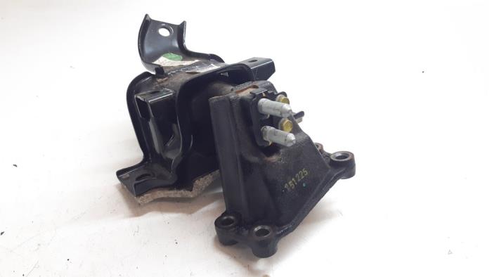 Gearbox mount from a Hyundai i10 (B5) 1.0 12V 2016