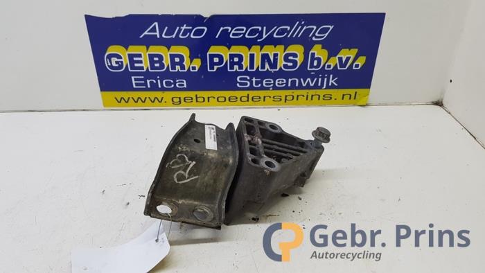 Used Engine mount Fiat Ducato (250) 3.0 140 Natural Power Price € 30,25 Inclusive VAT offered by Autorec. Gebr. Prins b.v.