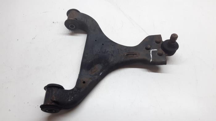 Front lower wishbone, left from a Mercedes-Benz Vito (639.6) 3.0 120 CDI V6 24V 2008