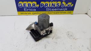 Used ABS pump Fiat Scudo (270) 2.0 D Multijet Price € 50,00 Margin scheme offered by Autorec. Gebr. Prins b.v.