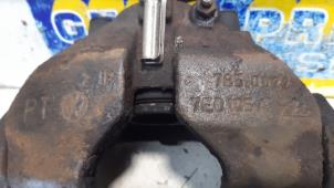 Usagé Etrier de frein avant gauche Volkswagen Transporter T5 1.9 TDi Prix € 36,30 Prix TTC proposé par Autorec. Gebr. Prins b.v.