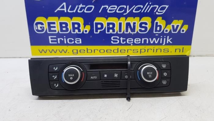 Heater control panel from a BMW 3 serie Touring (E91) 318i 16V 2008