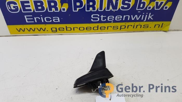 Używane Antena Volkswagen Arteon (3HAB) 2.0 TDI 16V Cena € 20,00 Procedura marży oferowane przez Autorec. Gebr. Prins b.v.
