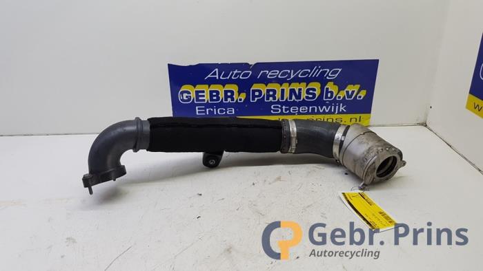 Gebrauchte Turboschlauch Volkswagen Arteon (3HAB) 2.0 TDI 16V Preis € 25,00 Margenregelung angeboten von Autorec. Gebr. Prins b.v.