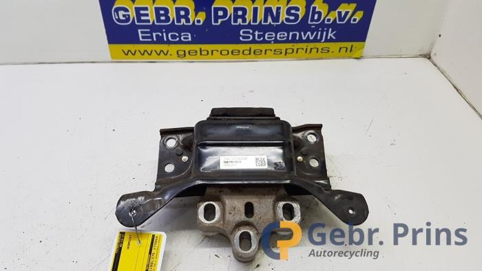 Usagé Support boîte de vitesses Volkswagen Arteon (3HAB) 2.0 TDI 16V Prix € 40,00 Règlement à la marge proposé par Autorec. Gebr. Prins b.v.
