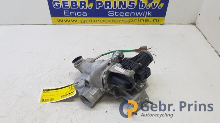 Gebrauchte AGR Ventil Renault Clio IV Estate/Grandtour (7R) 1.5 Energy dCi 90 FAP Preis € 40,00 Margenregelung angeboten von Autorec. Gebr. Prins b.v.