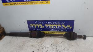 Used Front drive shaft, right Ford Fusion 1.6 16V Price € 35,00 Margin scheme offered by Autorec. Gebr. Prins b.v.