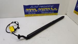 Used Rear gas strut, left Mercedes B (W247) 1.3 B-180 Turbo 16V Price € 125,00 Margin scheme offered by Autorec. Gebr. Prins b.v.