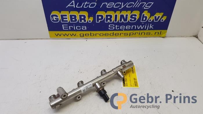Usagé Système d'injection Mercedes B (W247) 1.3 B-180 Turbo 16V Prix € 40,00 Règlement à la marge proposé par Autorec. Gebr. Prins b.v.