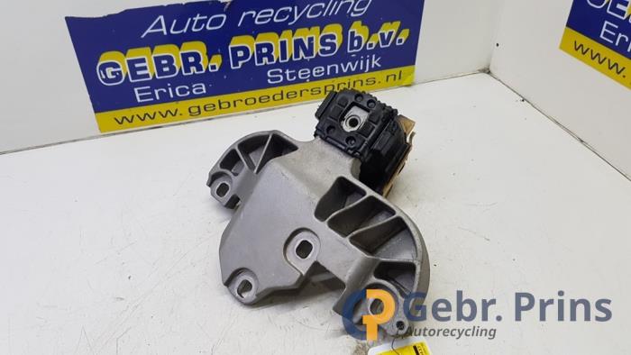 Used Engine mount Mercedes B (W247) 1.3 B-180 Turbo 16V Price € 50,00 Margin scheme offered by Autorec. Gebr. Prins b.v.