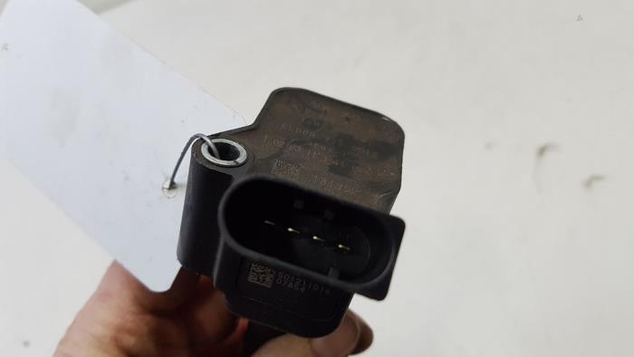 Pen ignition coil from a Skoda Citigo 1.0 12V 2017