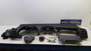 Usagé Kit + module airbag Toyota Auris (E15) 1.6 Dual VVT-i 16V Prix € 300,00 Règlement à la marge proposé par Autorec. Gebr. Prins b.v.