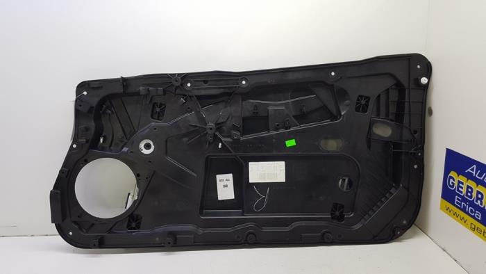 Mechanizm szyby prawej przedniej wersja 2-drzwiowa z Ford Fiesta 6 (JA8) 1.6 SCTi ST 16V 2016