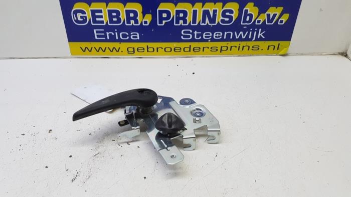 Sliding door handle, right Opel Vivaro 2.5 CDTI 16V - 8200904015