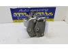 Front door hinge, right from a Opel Vivaro, 2000 / 2014 2.5 CDTI 16V, Delivery, Diesel, 2.464cc, 107kW (145pk), FWD, G9U630; G9U632; EURO4, 2006-08 / 2014-07, F7 2011