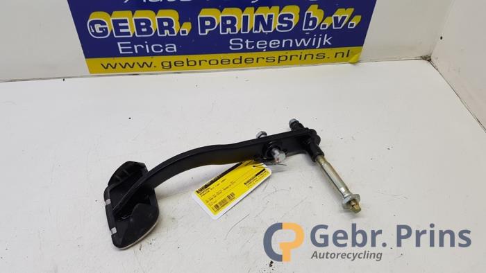 Używane Pedal hamulca Porsche 911 (997) 3.6 24V Carrera Cena € 40,00 Procedura marży oferowane przez Autorec. Gebr. Prins b.v.