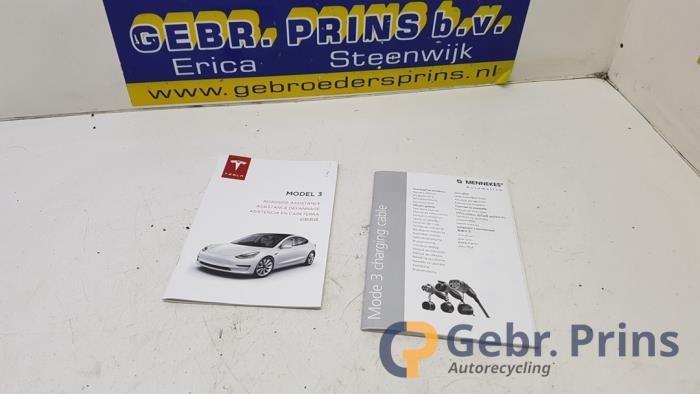 Używane Instrukcja Tesla Model 3 Long Range 72kWh Cena € 20,00 Procedura marży oferowane przez Autorec. Gebr. Prins b.v.