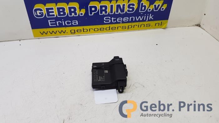 Używane Modul gateway Porsche 911 (997) 3.6 24V Carrera Cena € 50,00 Procedura marży oferowane przez Autorec. Gebr. Prins b.v.