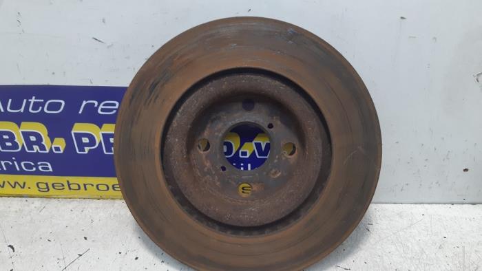 Front brake disc from a Toyota Yaris III (P13) 1.5 16V Hybrid 2018