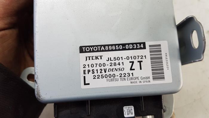 Kolumna kierownicza z Toyota Yaris III (P13) 1.5 16V Hybrid 2018