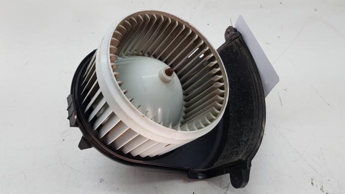 Motor de ventilador de calefactor de un Renault Kangoo Express (FW) 1.5 dCi 75 FAP 2019