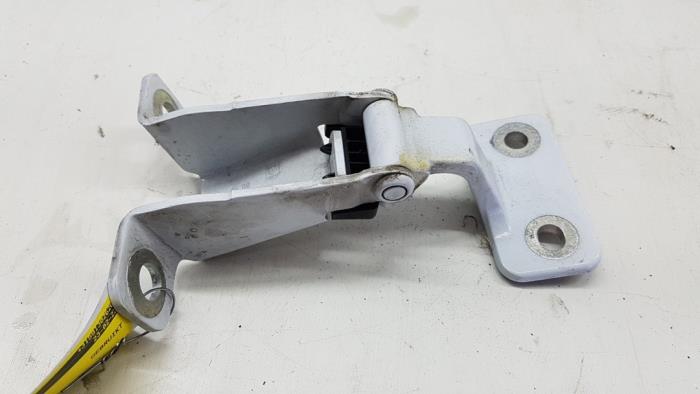 Rear door hinge, right from a Renault Kangoo Express (FW) 1.5 dCi 75 FAP 2019