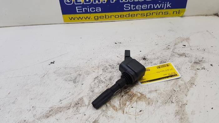 Pen ignition coil from a Volkswagen Up! (121) 1.0 12V 60 2019
