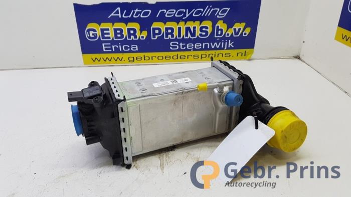 Usados Intercooler Volkswagen Polo VI (AW1) 1.0 TSI 12V Precio € 125,00 Norma de margen ofrecido por Autorec. Gebr. Prins b.v.