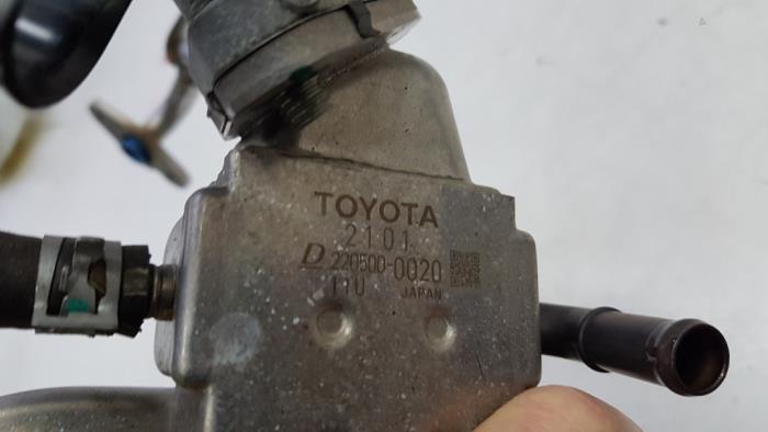 EGR valve from a Toyota Yaris III (P13) 1.5 16V Hybrid 2018