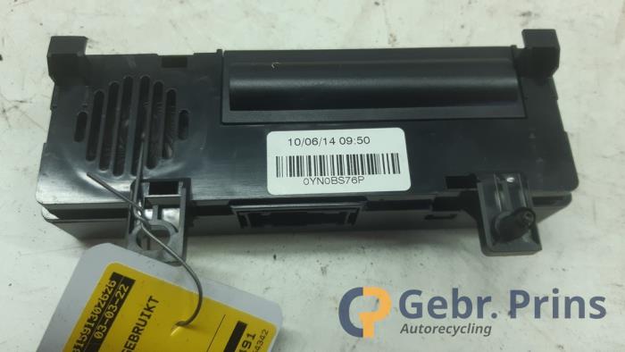 Begagnade PDC-modul Peugeot 308 (L3/L8/LB/LH/LP) 1.6 BlueHDi 120 Pris € 40,00 Marginaltabell erbjuds av Autorec. Gebr. Prins b.v.